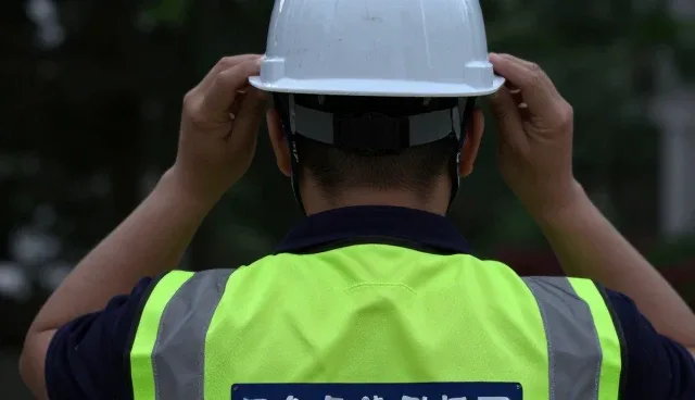 中小客户在电商代运营中如何精准选型数码配件组合